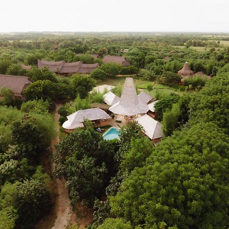 Maringi Sumba By The Sumba Hospitality Foundation Waikelo Exterior foto